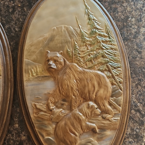 Rustic Wildlife Wall Plaques - Deer and Bear Design Heavy Ceramic Type - Picture 3 of 3
